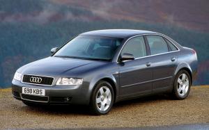 Audi A4 2.0 FSI Sedan 2000 года (UK)